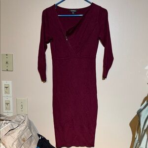 bebe Wine Burgundy Long Sleeve V-Neck Sweater Dress